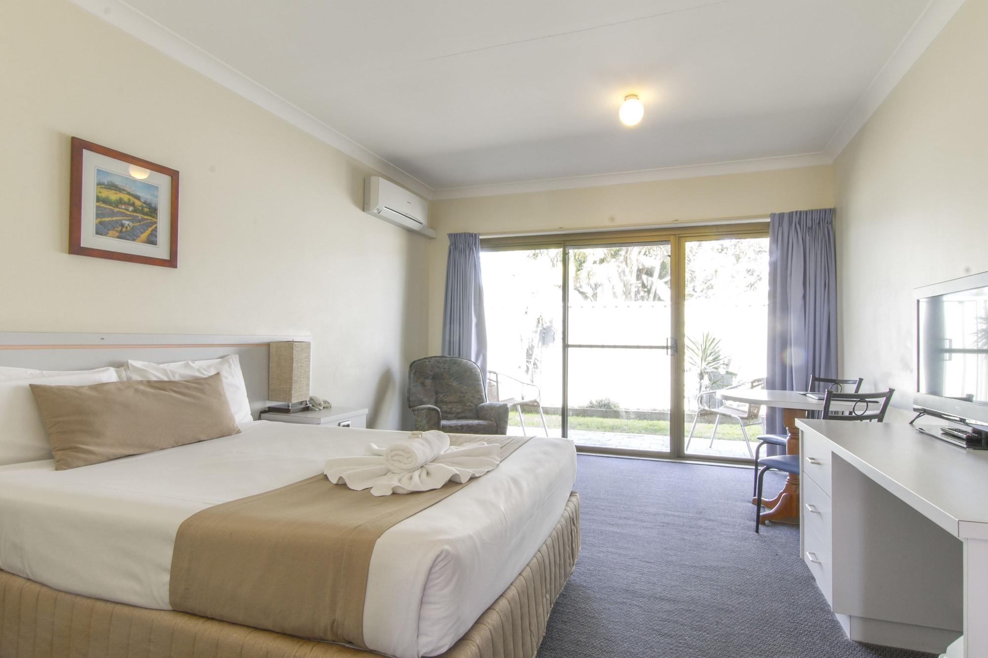 Island Palms Motor Inn Форстер Екстер'єр фото