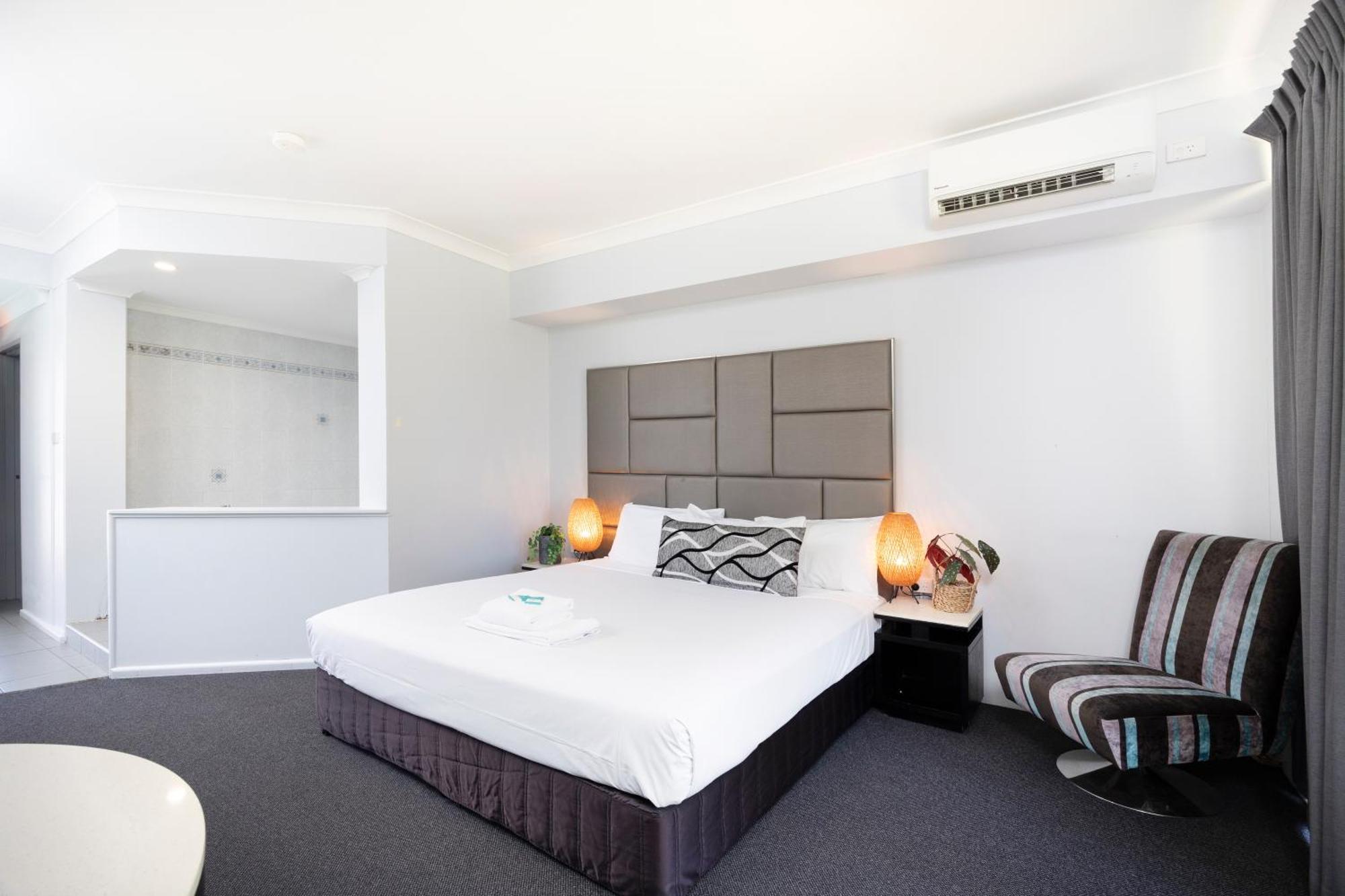 Island Palms Motor Inn Форстер Екстер'єр фото