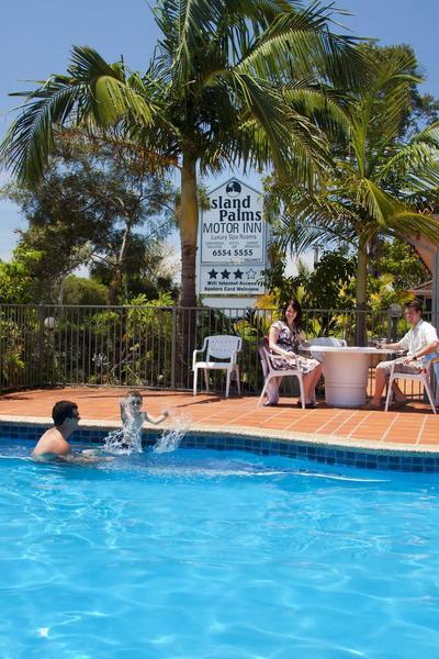 Island Palms Motor Inn Форстер Екстер'єр фото